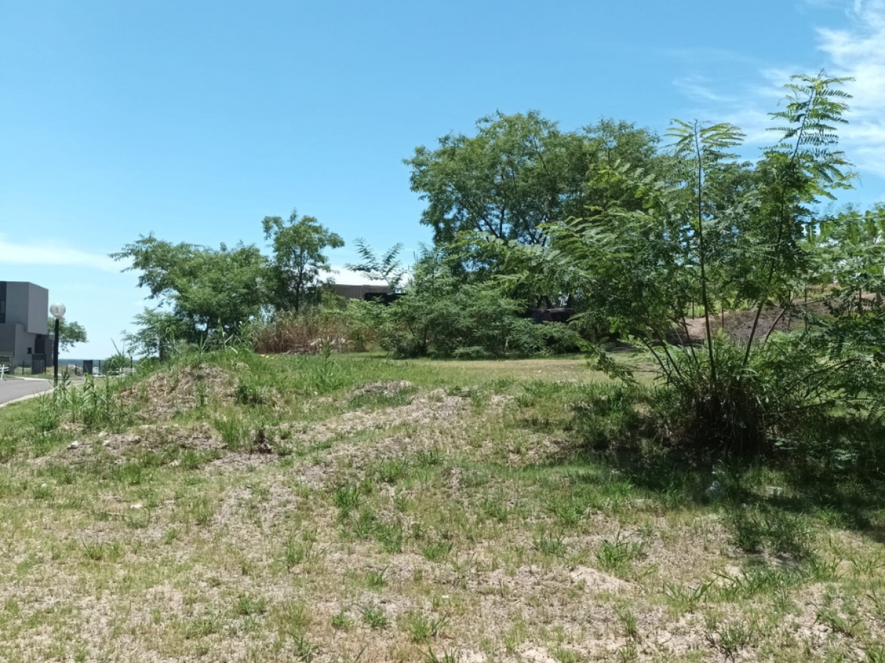 TERRENO EN PUERTO URQUIZA