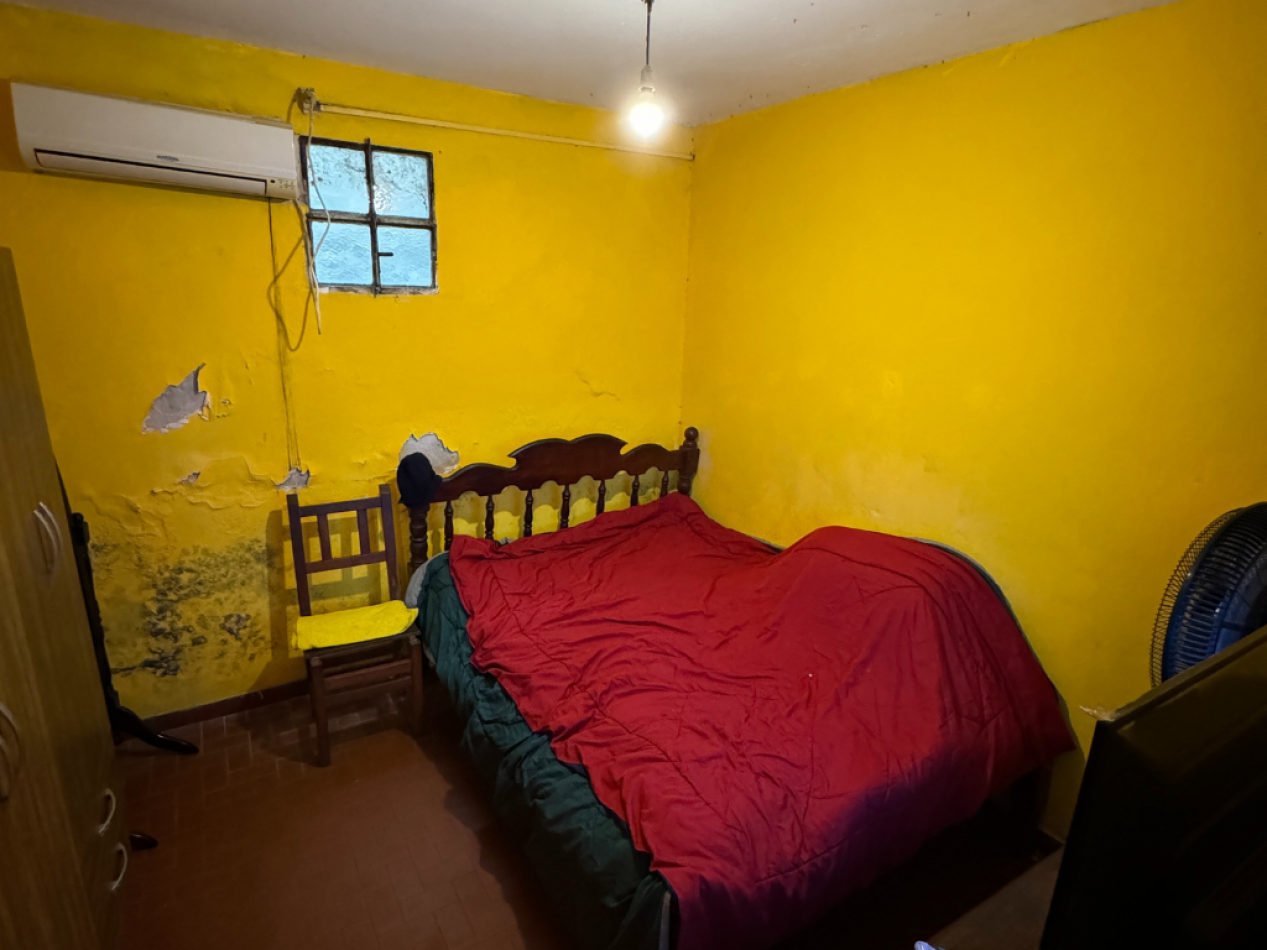 CASA A ACONDICIONAR ZONA AV. DON BOSCO Y RONDEAU