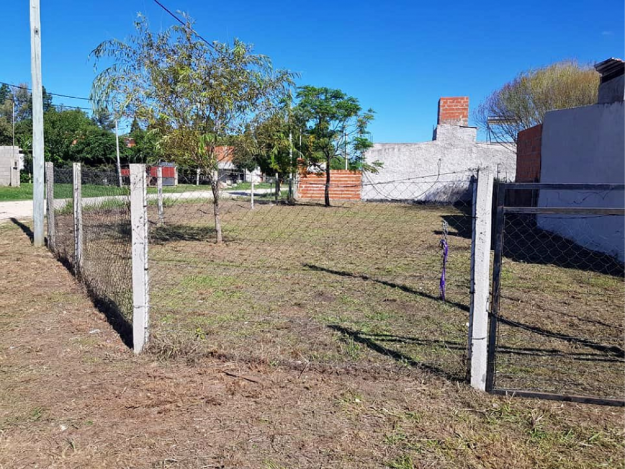 TERRENO SOBRE ESQUINA EN SAN BENITO