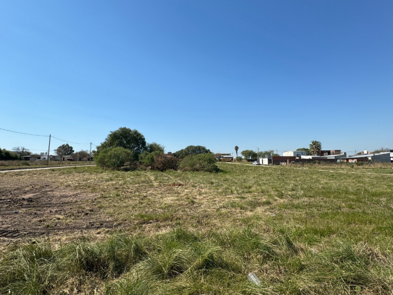 AMPLIO TERRENO EN SAN BENITO