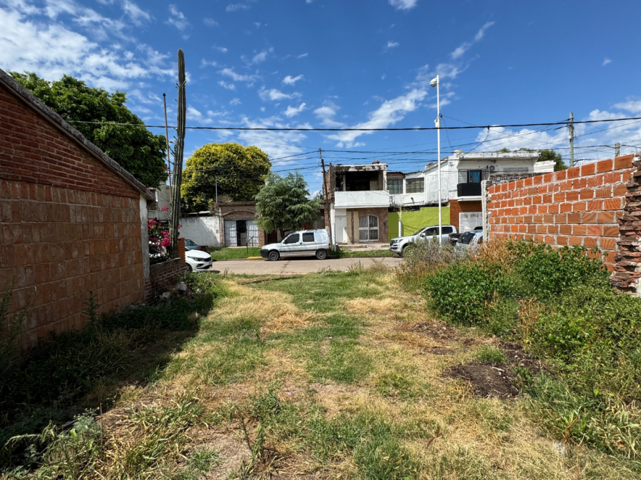 TERRENO MORENO Y GRELLA A METROS DE DON BOSCO