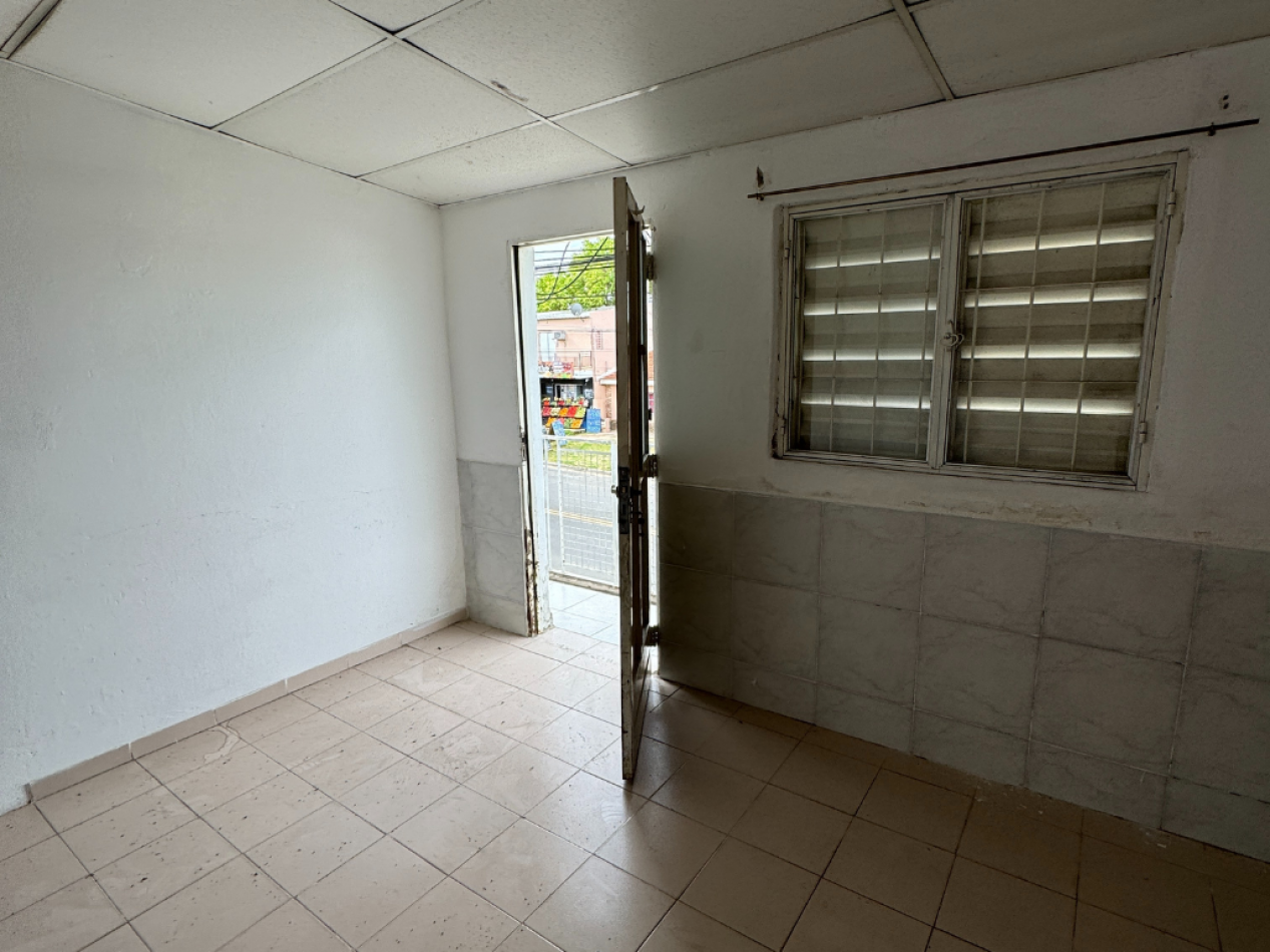 2 DPTOS + 2 LOCALES + GALPON VIVIENDA Y RENTA