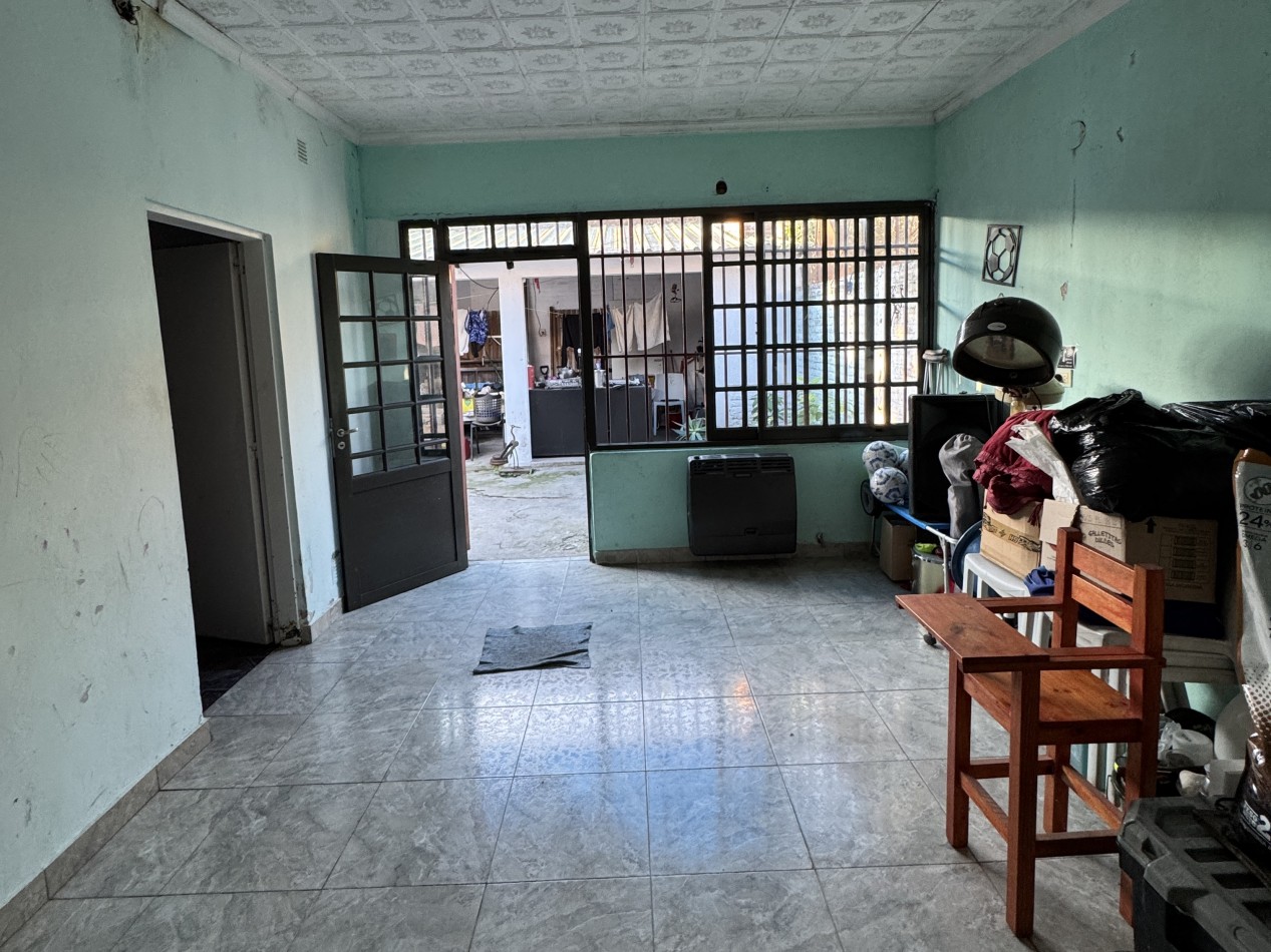 VENTA - CASA ZONA AV EJERCITO Y GUTIERREZ