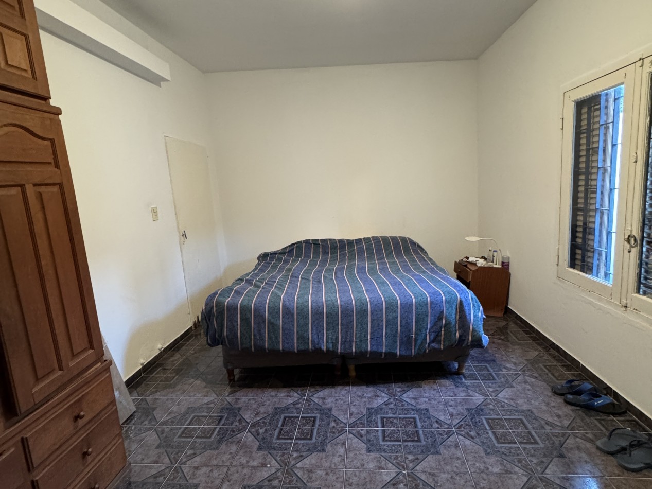 VENTA - CASA ZONA AV EJERCITO Y GUTIERREZ