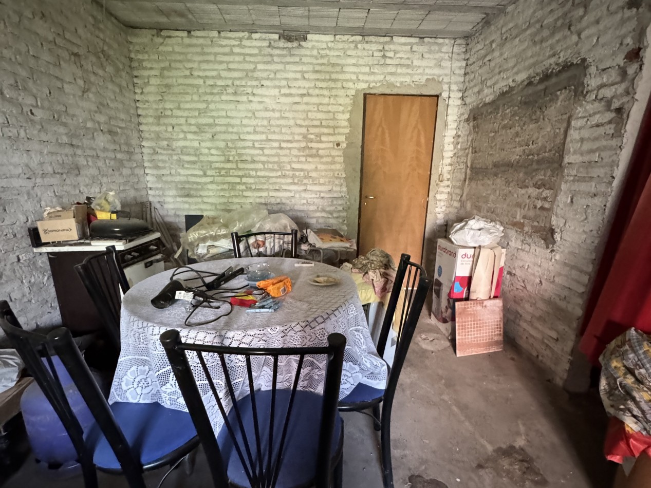 VENTA - CASA A RECICLAR APTA CREDITO A METROS DE BLAS PARERA