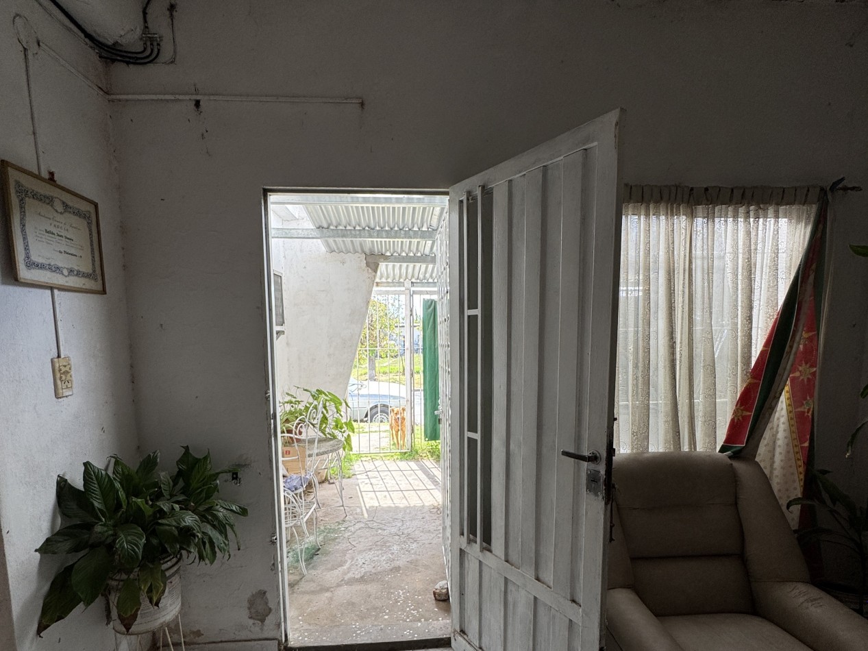 VENTA - CASA A RECICLAR APTA CREDITO A METROS DE BLAS PARERA