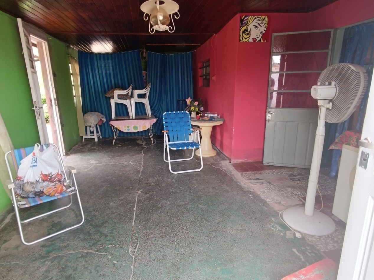 SE VENDE CASA A REACONDICIONAR