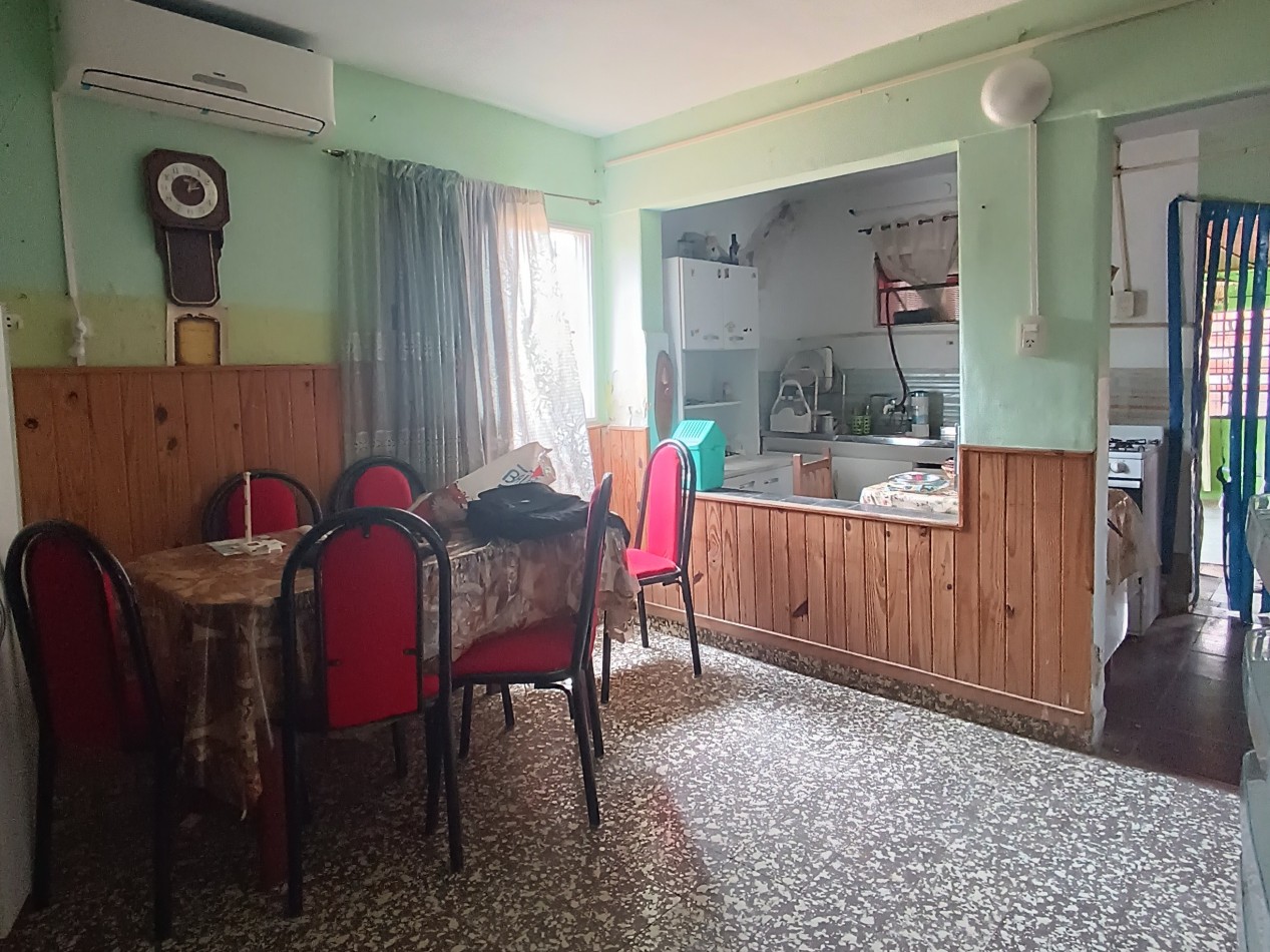 SE VENDE CASA A REACONDICIONAR