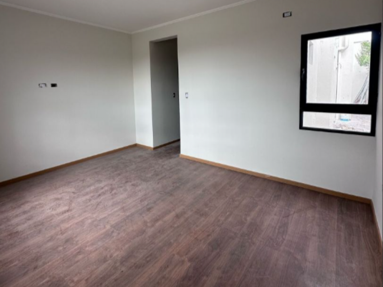 VENTA - CASA A ESTRENAR CON VISTA AL RIO | ZONA PARQUE
