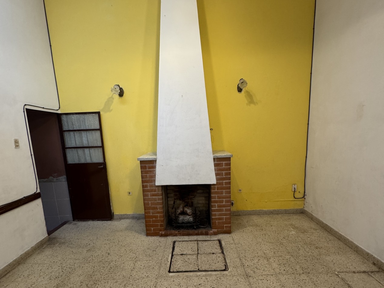 VENTA - CASA AV. EJERCITO UBICACION ESTRATEGICA APTA CREDITO