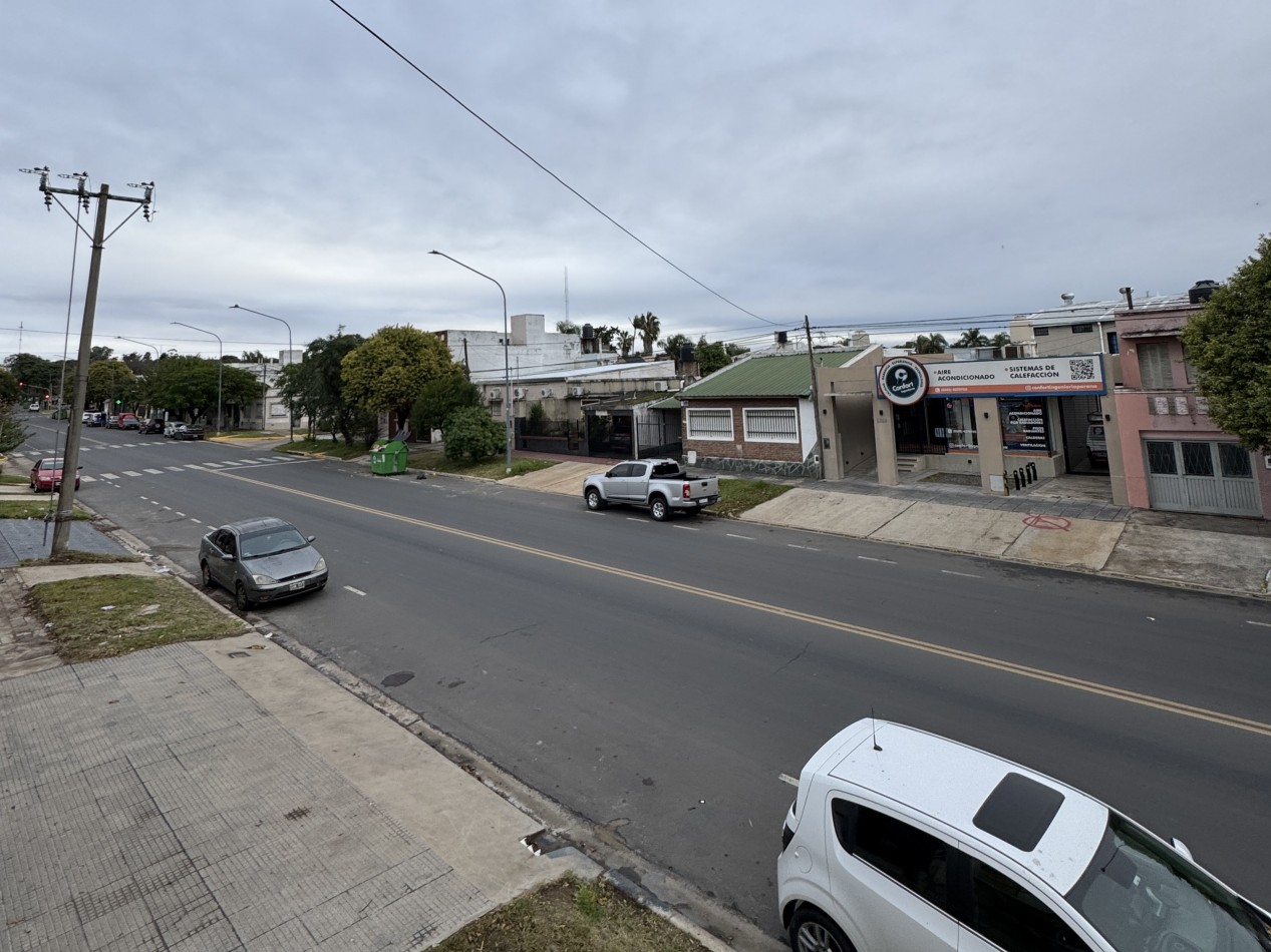 VENTA - CASA AV. EJERCITO UBICACION ESTRATEGICA APTA CREDITO
