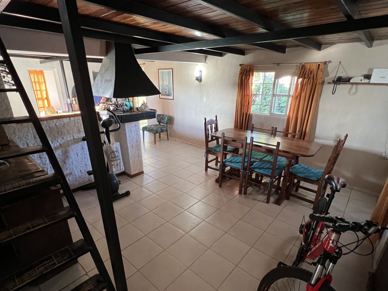 EN VENTA CASA ZONA PARACAO