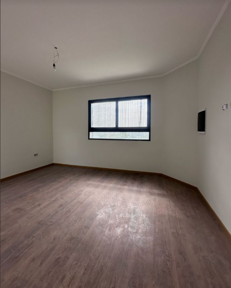 ALQUILER - CASA A ESTRENAR EN ZONA PARQUE
