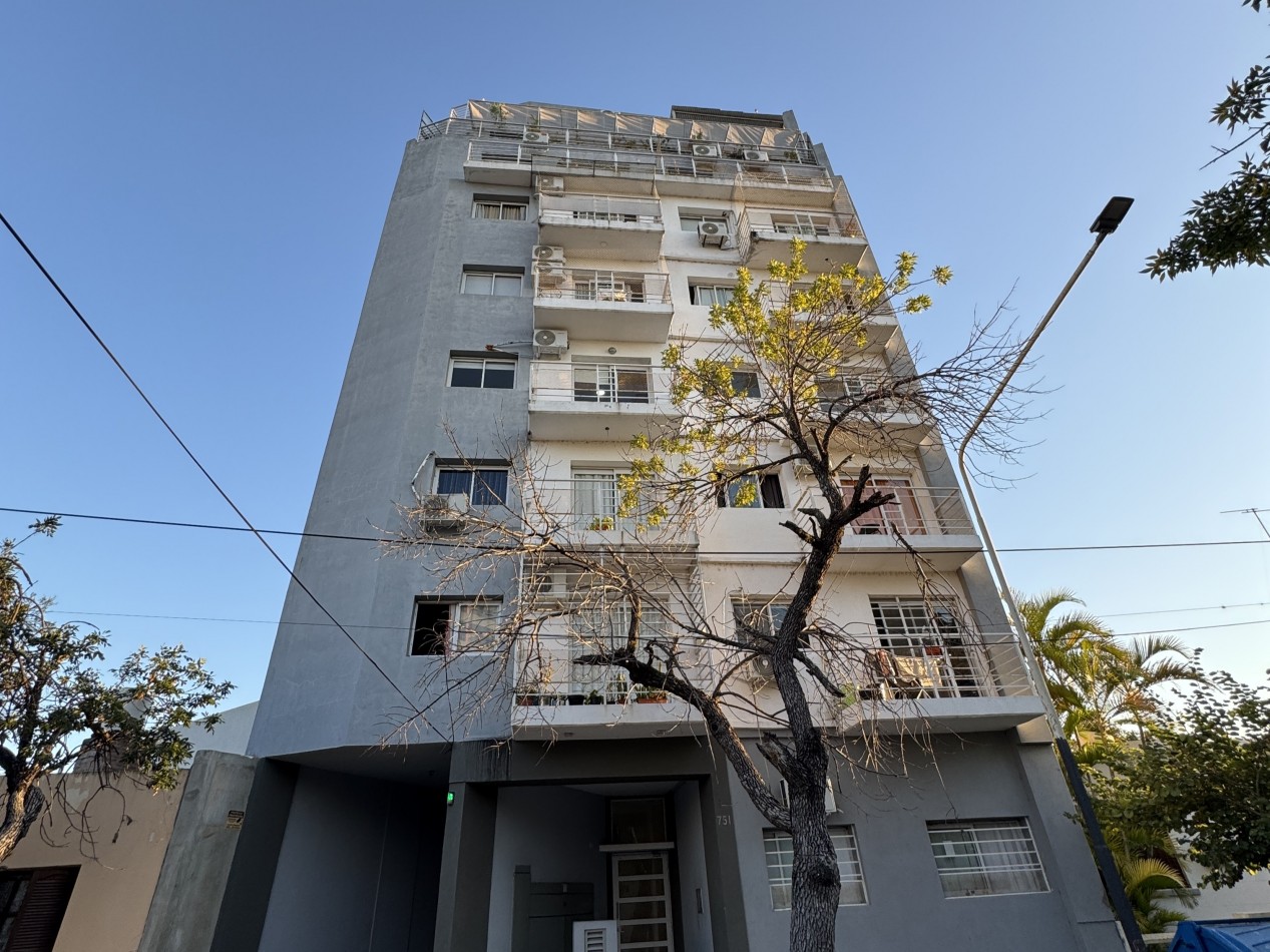 ALQUILO DEPARTAMENTO 2 DORMITORIOS CON COCHERA