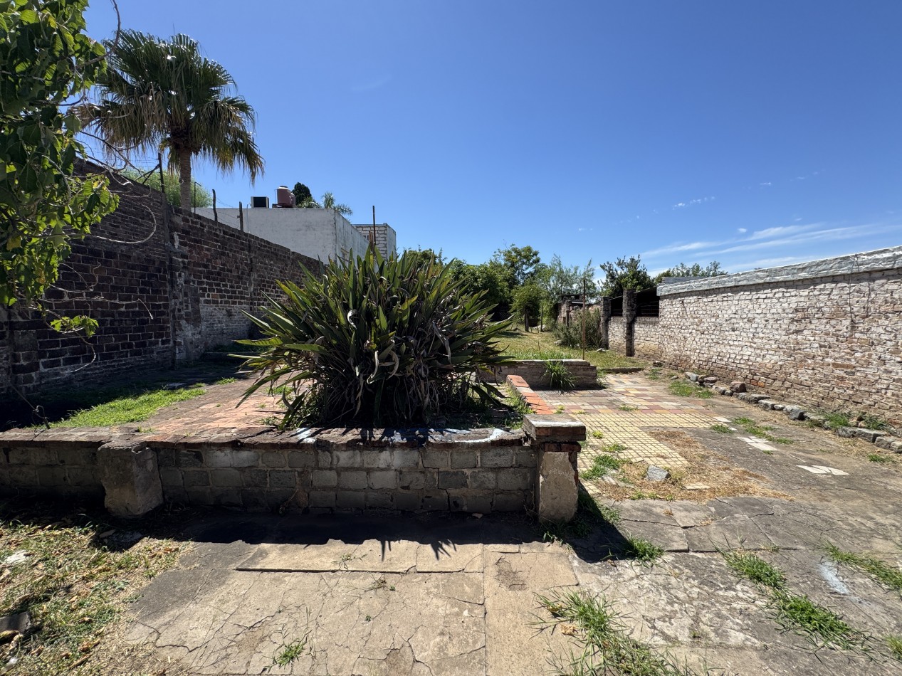 Casa en calle Francisco Soler - Terreno de 790 m²