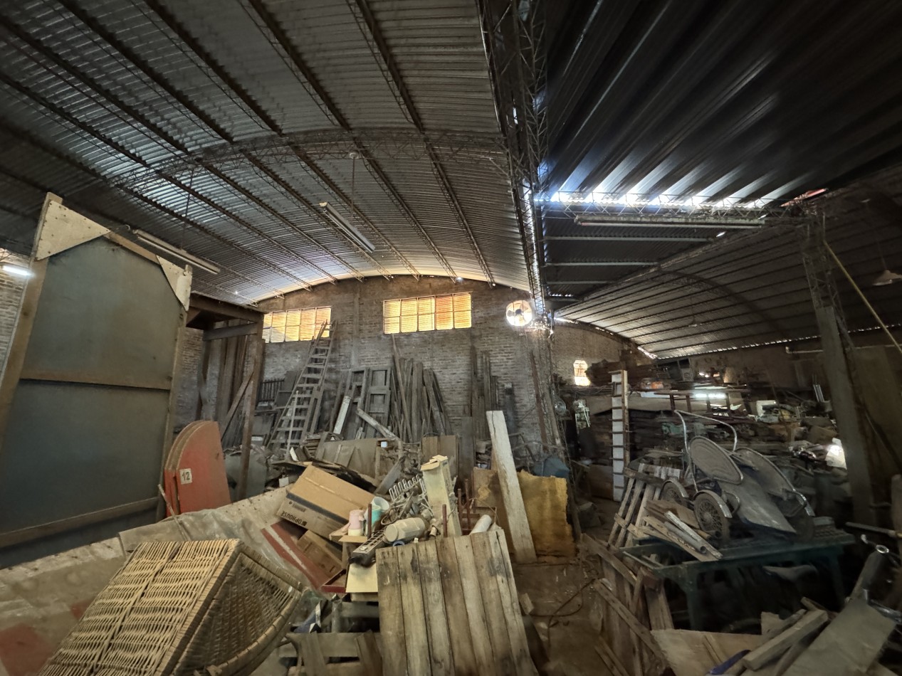 Galpon en venta sobre Av. Ramirez - Ubicacion estrategica comercial en Parana