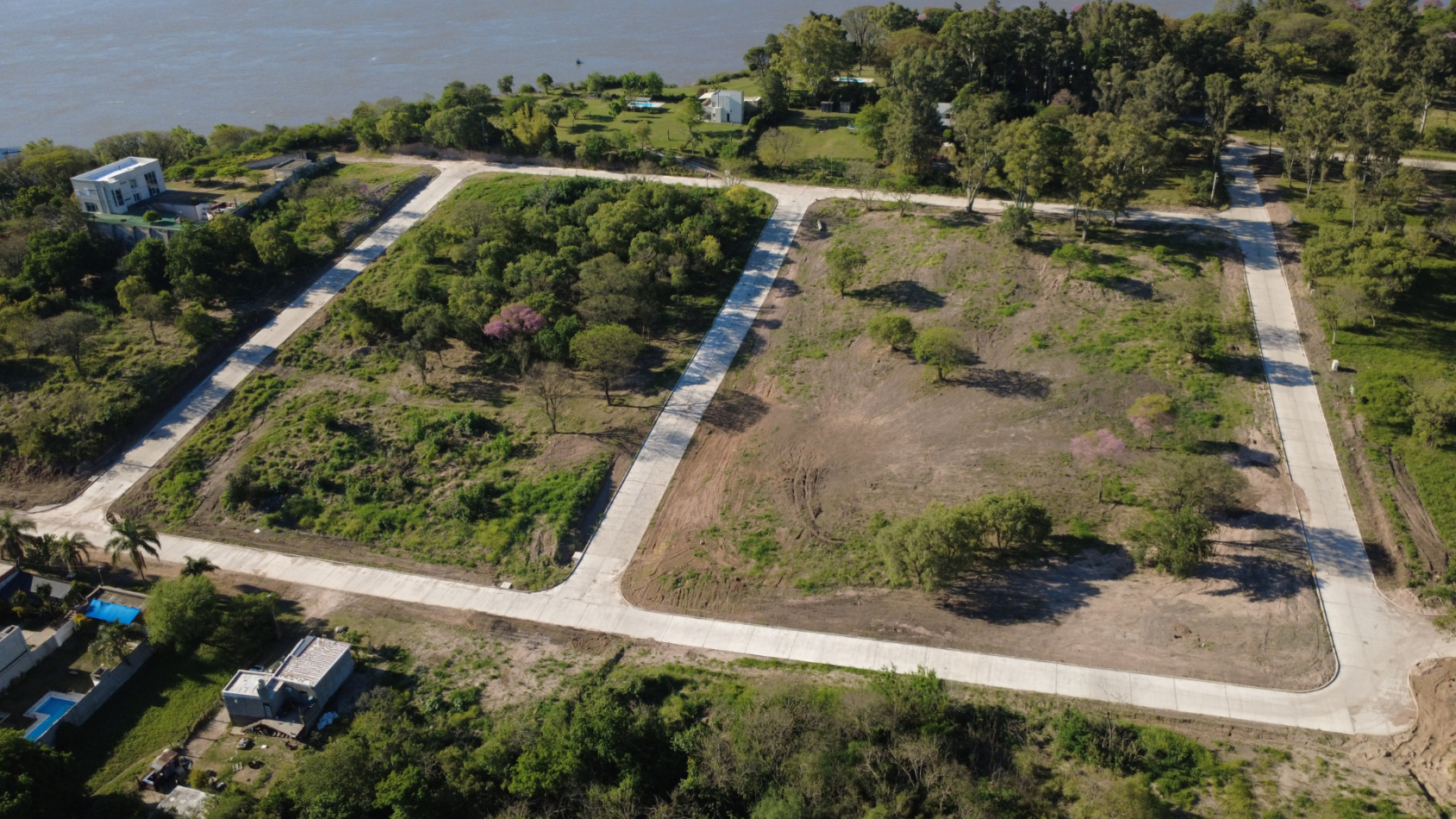 Lotes residenciales cerca del rio de 450 m² y 675 m² - Zona con excelente conectividad Parana