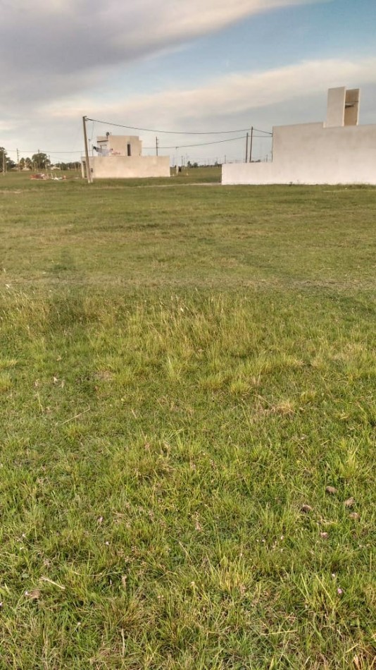 Terreno con financiacion y escritura en Maria Grande - A 5 cuadras de la terminal