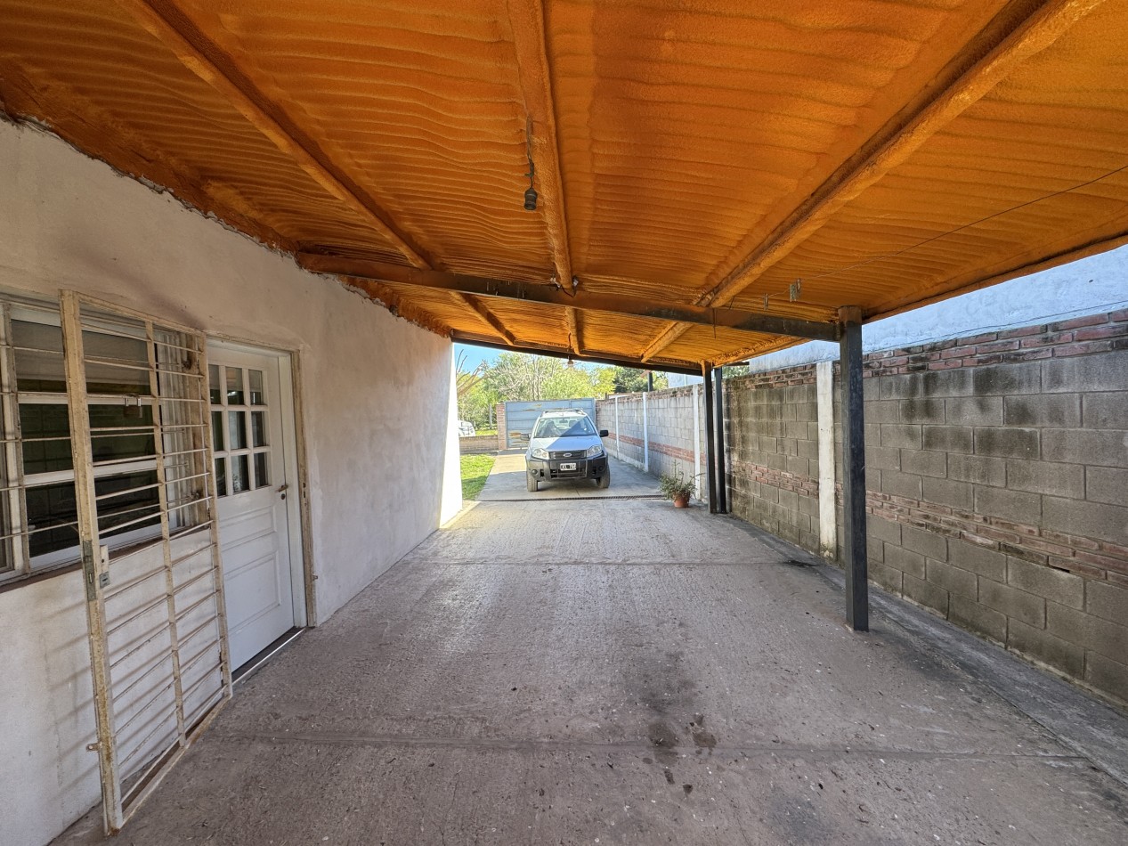 Casa de 2 dormitorios con pileta en terreno de 1.000 m² - Colonia Avellaneda