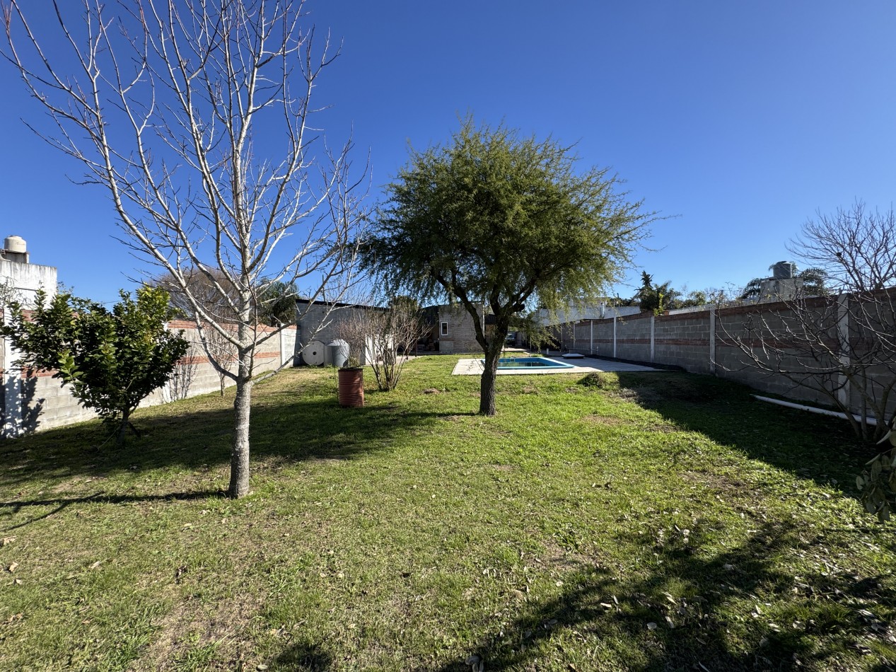 Casa de 2 dormitorios con pileta en terreno de 1.000 m² - Colonia Avellaneda