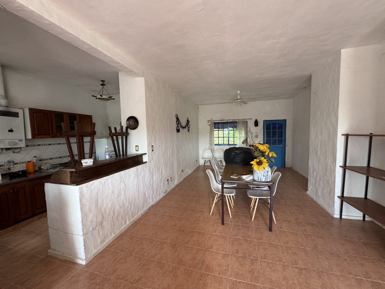 Casa con vista al rio y pileta | A refaccionar | - Frente al camping en Villa Urquiza, Entre Rios