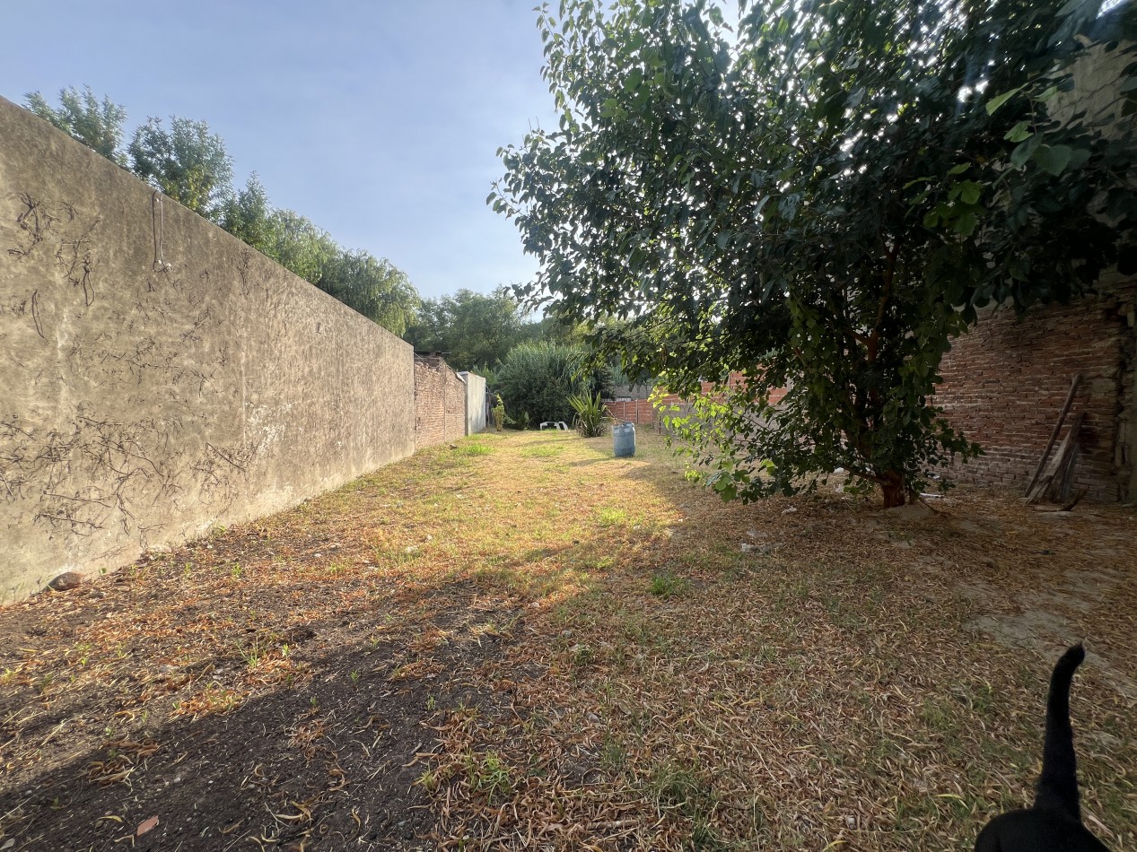 Terreno de 450 m² en zona Miguel David y Division Los Andes - Con asfalto y servicios en Parana