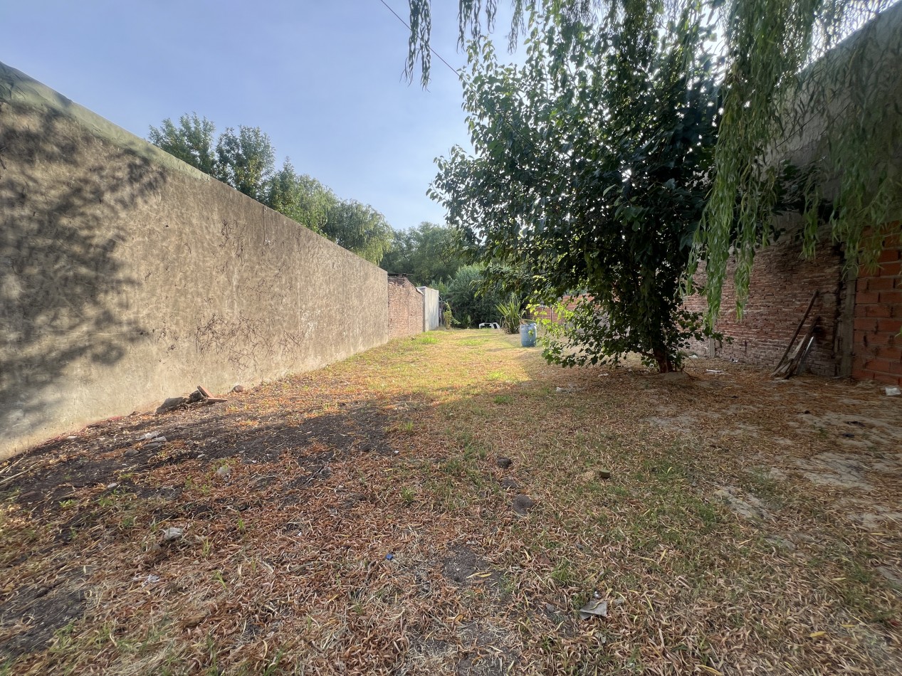 Terreno de 450 m² en zona Miguel David y Division Los Andes - Con asfalto y servicios en Parana