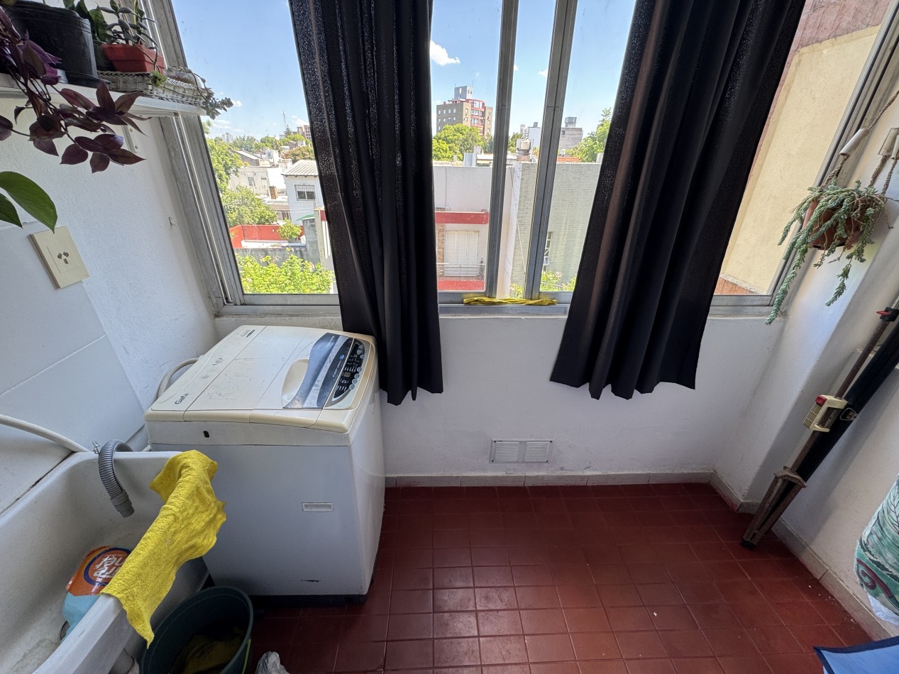 Departamento de 2 dormitorios en zona Parque Urquiza 