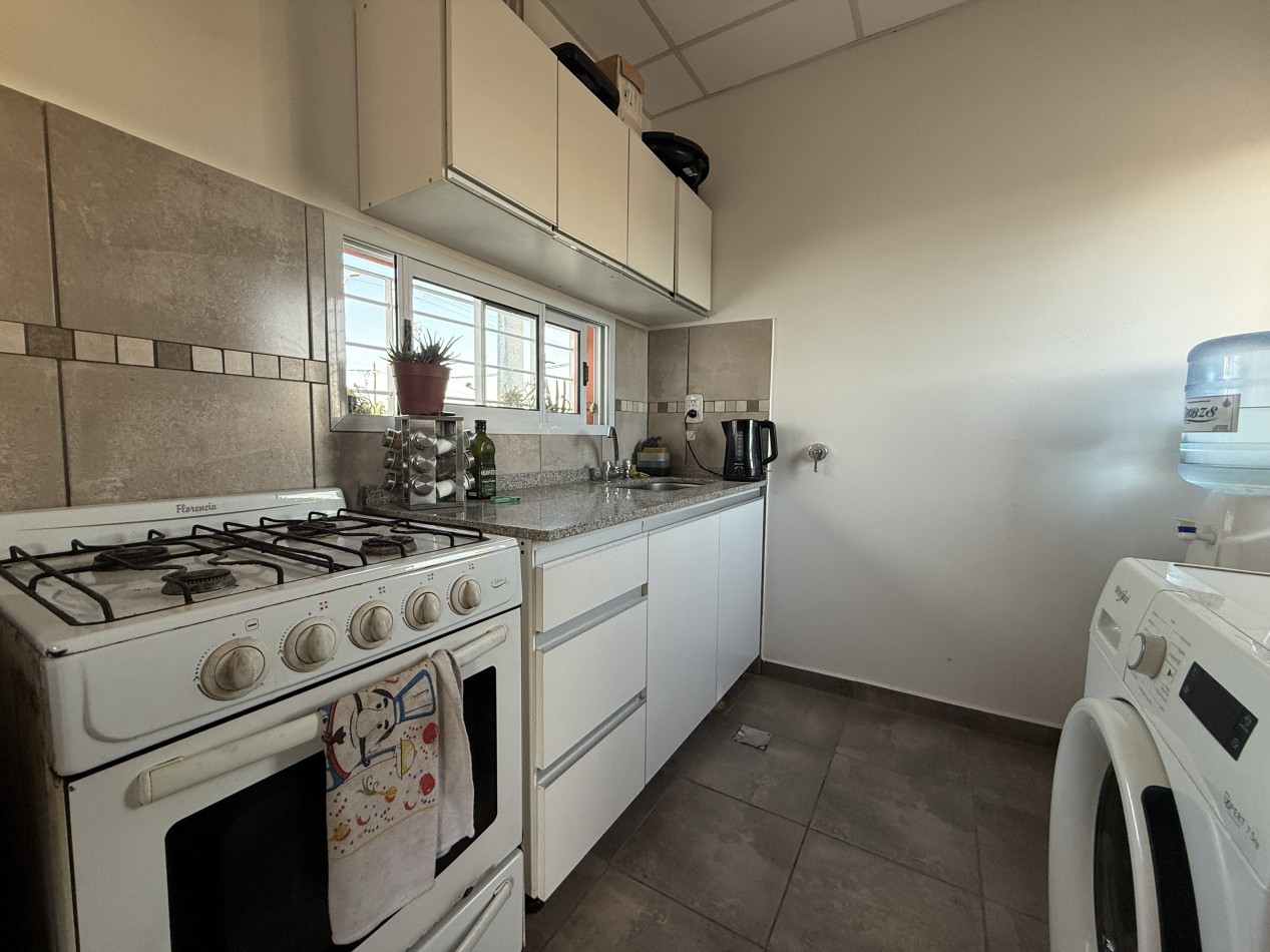 Casa a estrenar de 1 dormitorio con patio en Parana