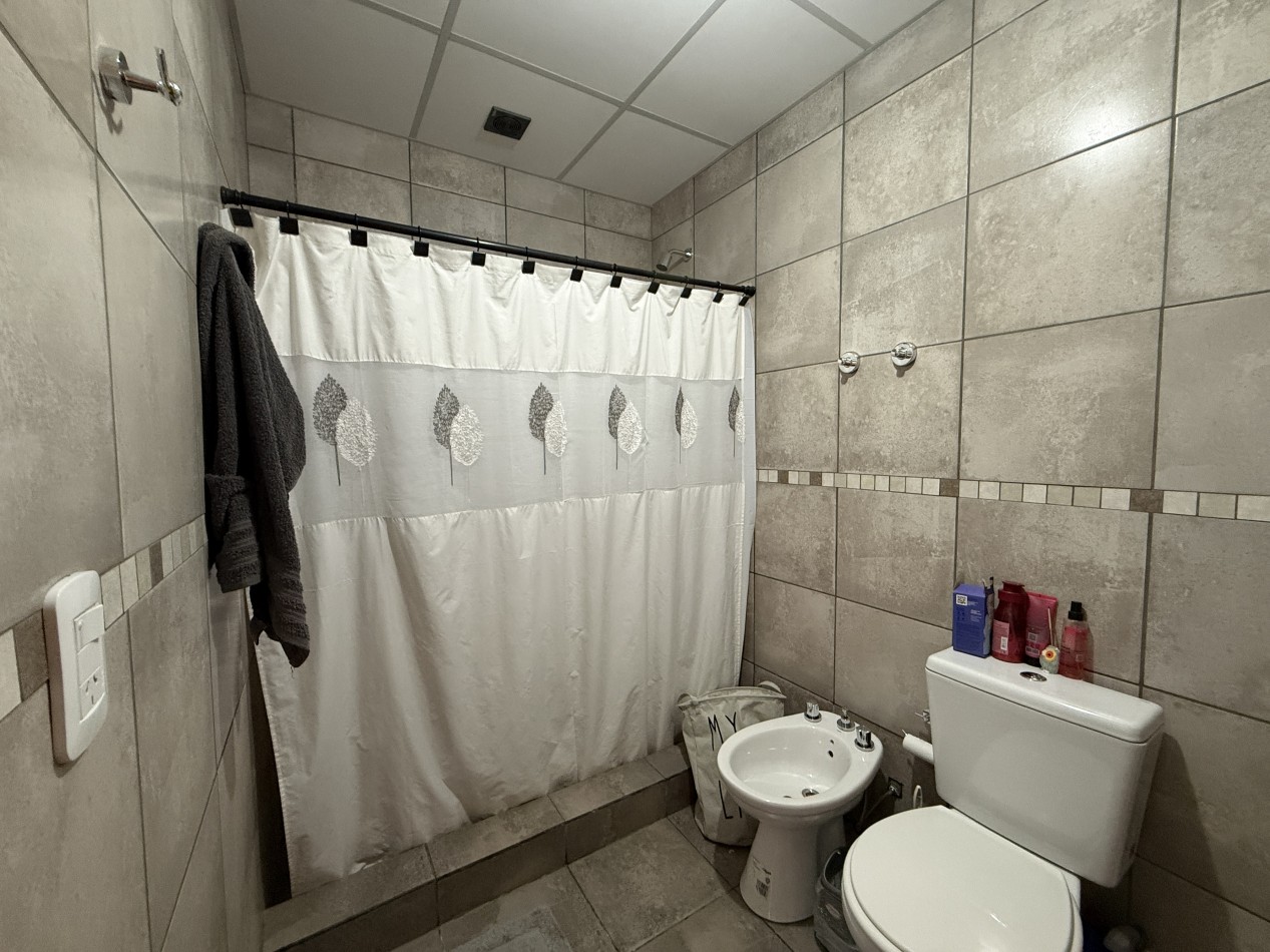 Casa a estrenar de 1 dormitorio con patio en Parana