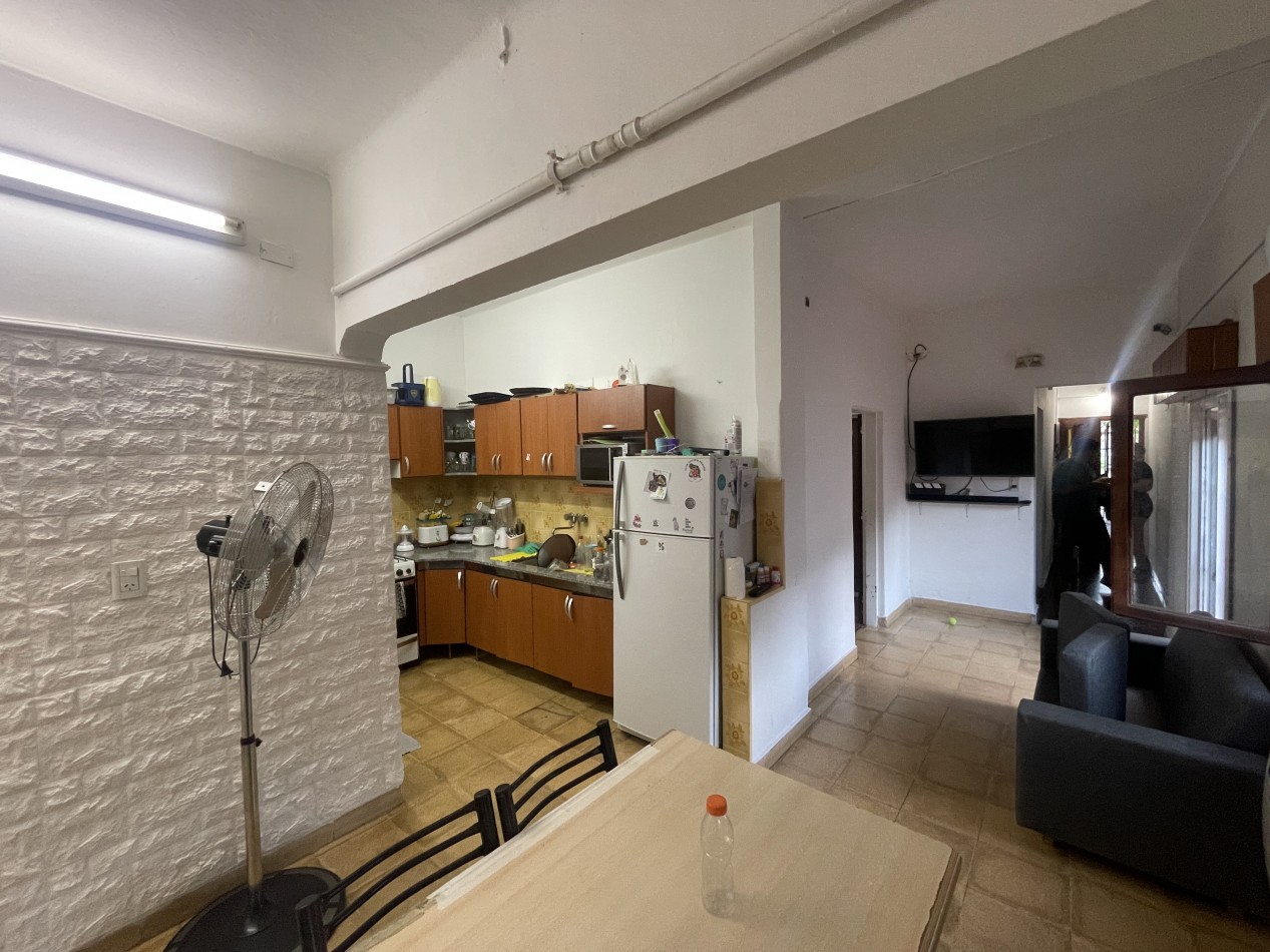 Casa de 2 dormitorios apta credito hipotecario con patio y cochera - Parana