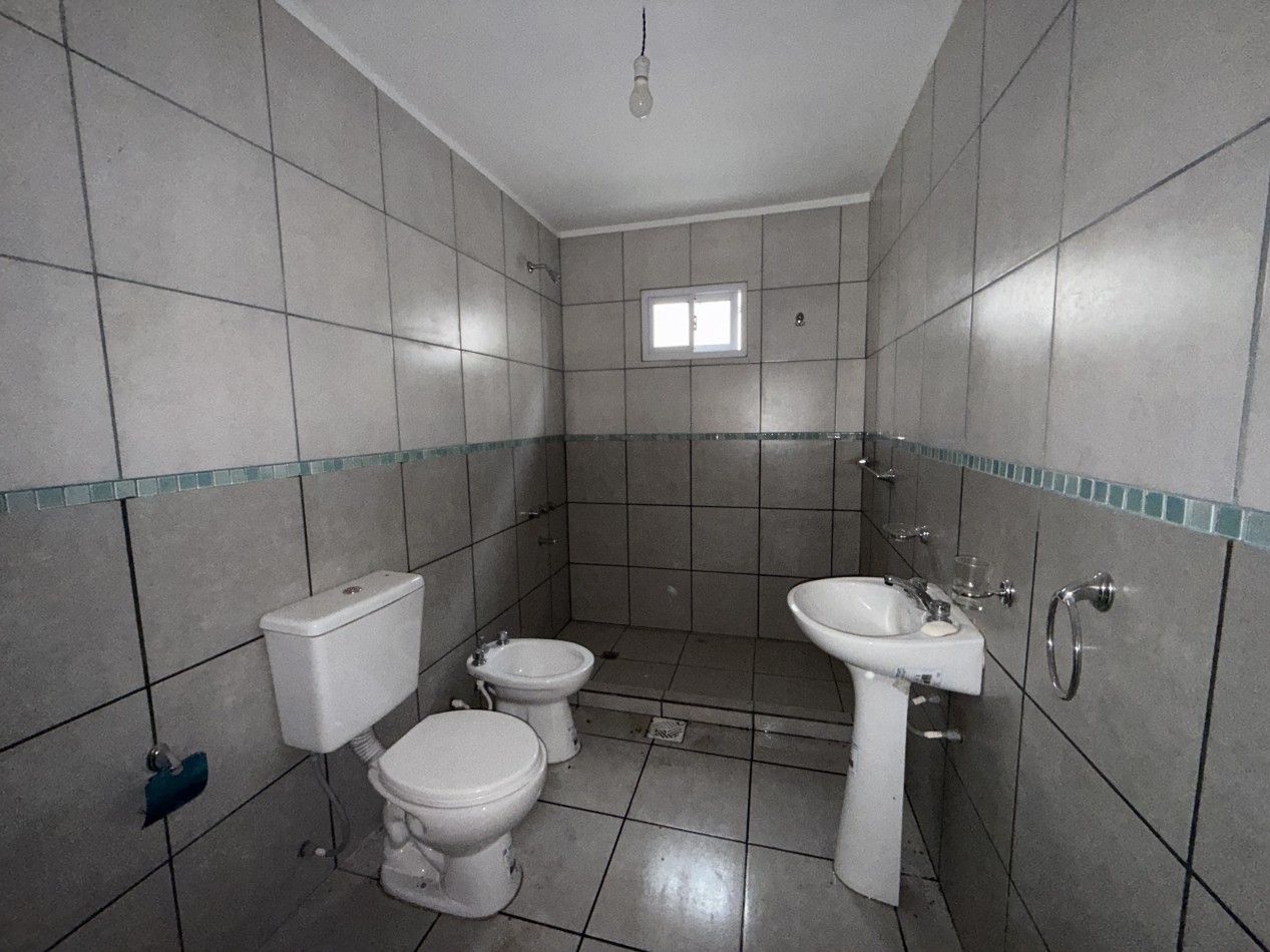 Casa a estrenar de 2 dormitorios con quincho y estudio independiente - Apta credito en Colonia Avellaneda