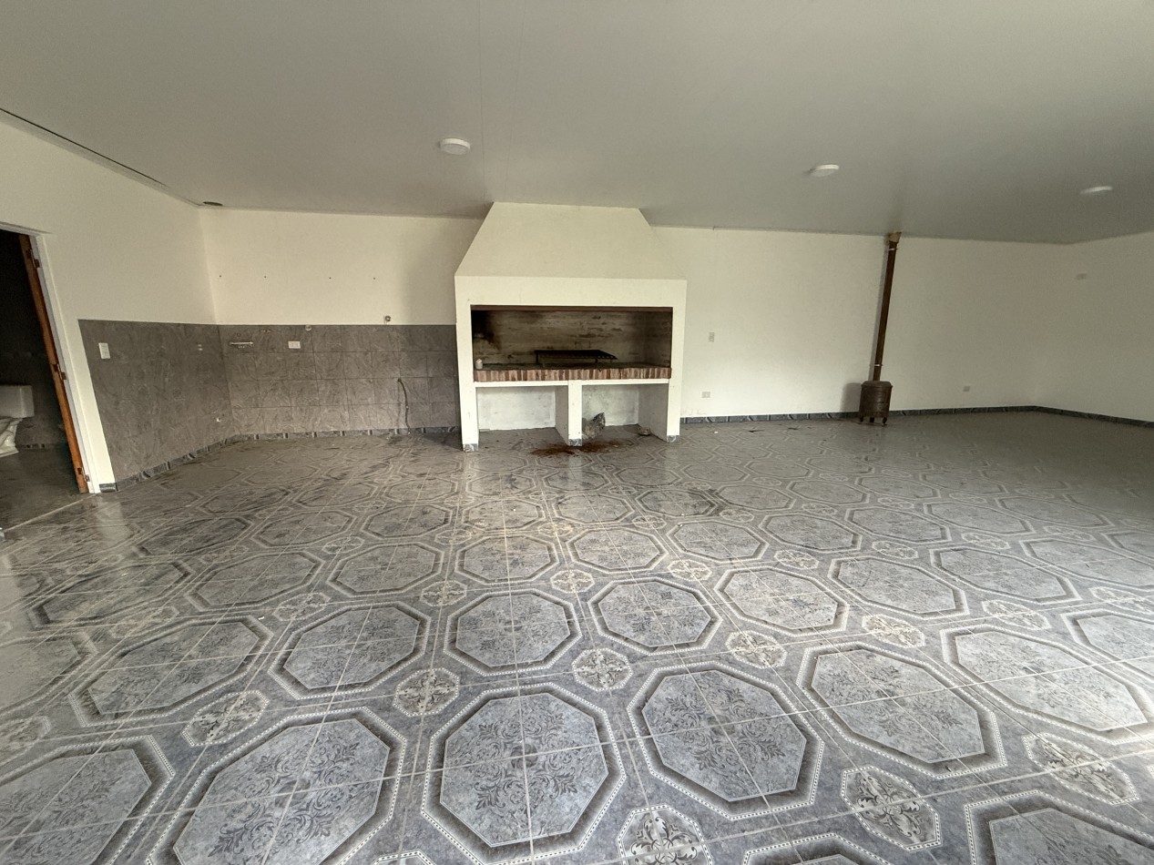 Casa a estrenar de 2 dormitorios con quincho y estudio independiente - Apta credito en Colonia Avellaneda