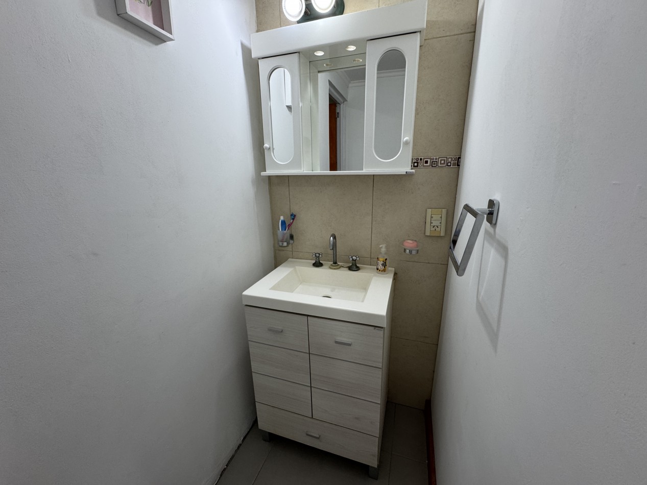 Casa de 3 dormitorios con quincho y vestidor - en Oro Verde