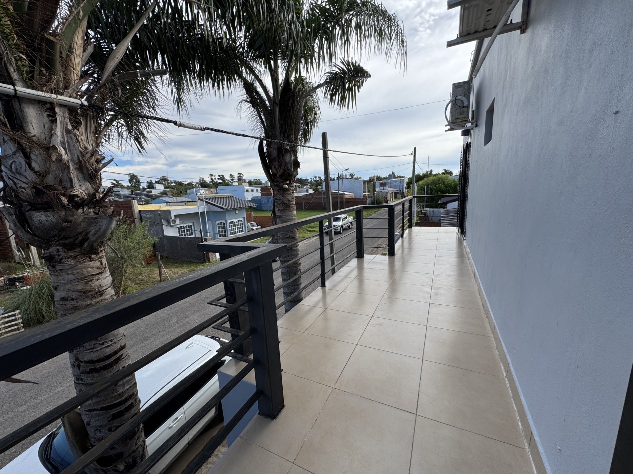 Casa de 3 dormitorios con quincho y vestidor - en Oro Verde