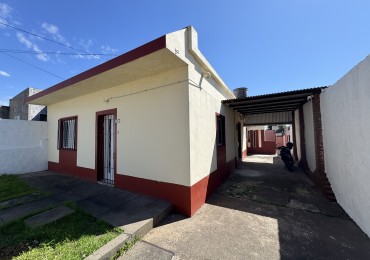 Casa con dos viviendas y cochera - Ideal inversion o renta en zona Don Bosco y Diaz Velez, Parana