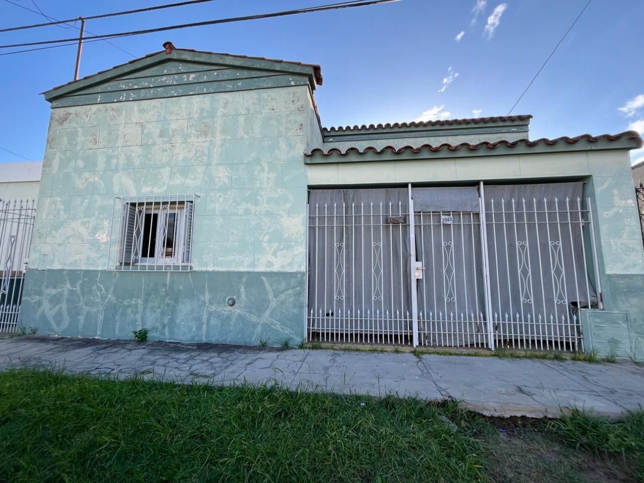 EN VENTA CASA DE 2 DORM. EN ZONA PARACAO