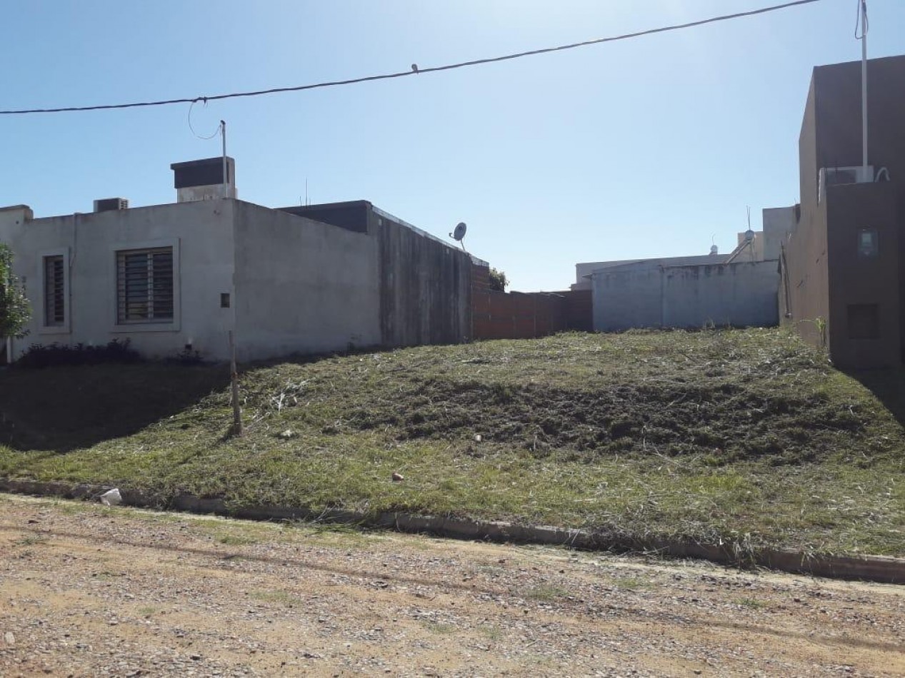 EN VENTA LOTE EN SAN BENITO 