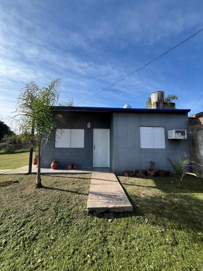 EN VENTA CASA CON AMPLIO PATIO VERDE EN COLONIA AVELLANEDA 