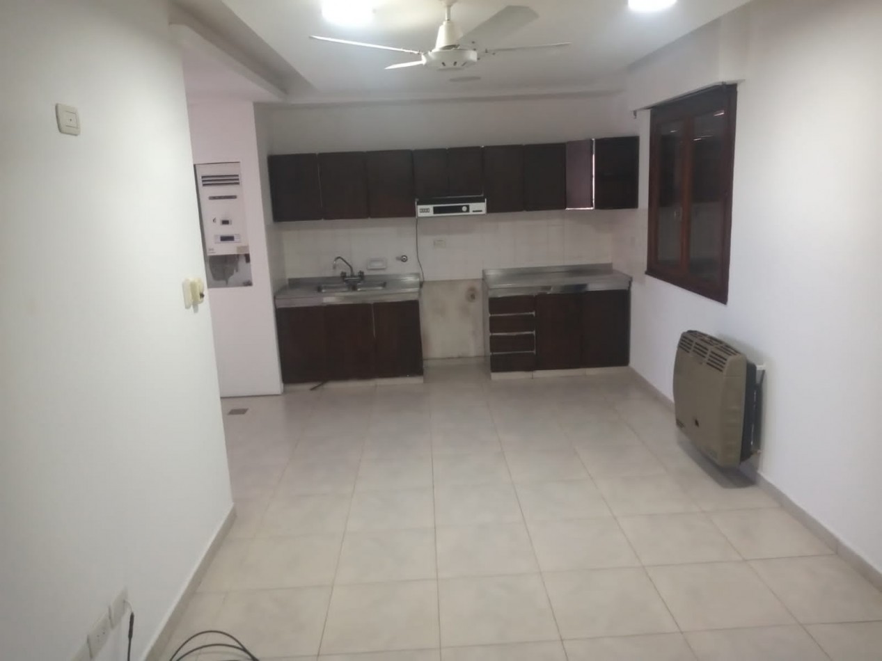 EN VENTA DEPTO 2 DORM. SOBRE ALAMEDA DE LA FEDERACION