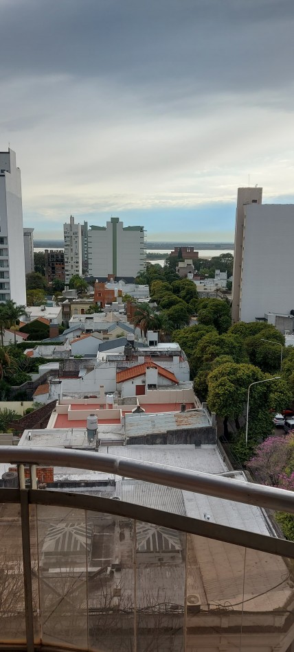 SE ALQUILA PISO AMOBLADO EN ESQUINA DE SANTA FE Y GARAY