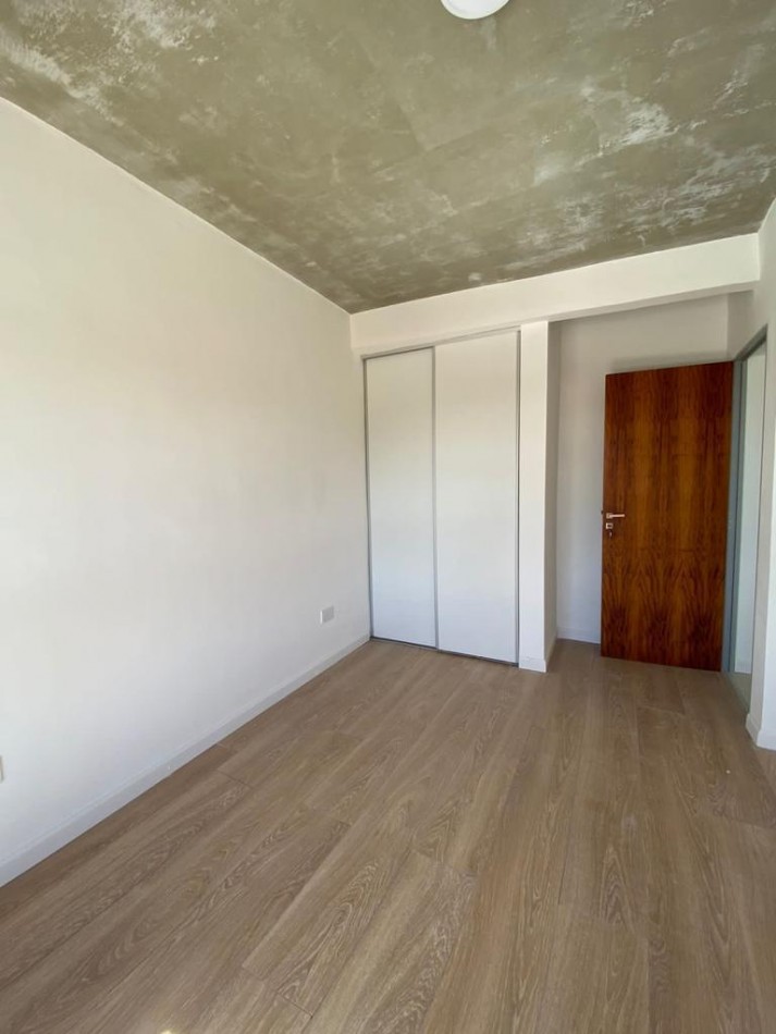 VENDO DEPARTAMENTO DE 1 DORMITORIO ZONA PARQUE