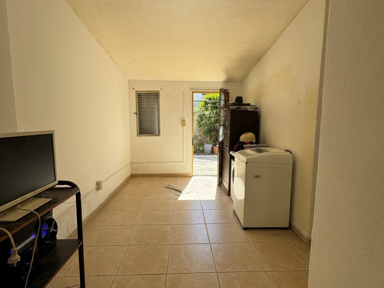 ¡SE VENDE CASA APTA CREDITO 4 DORMITORIOS !