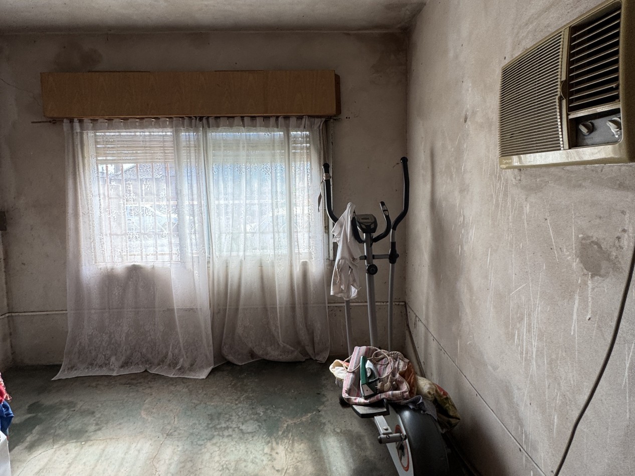 VENTA - CASA A METROS DE BLAS PARERA