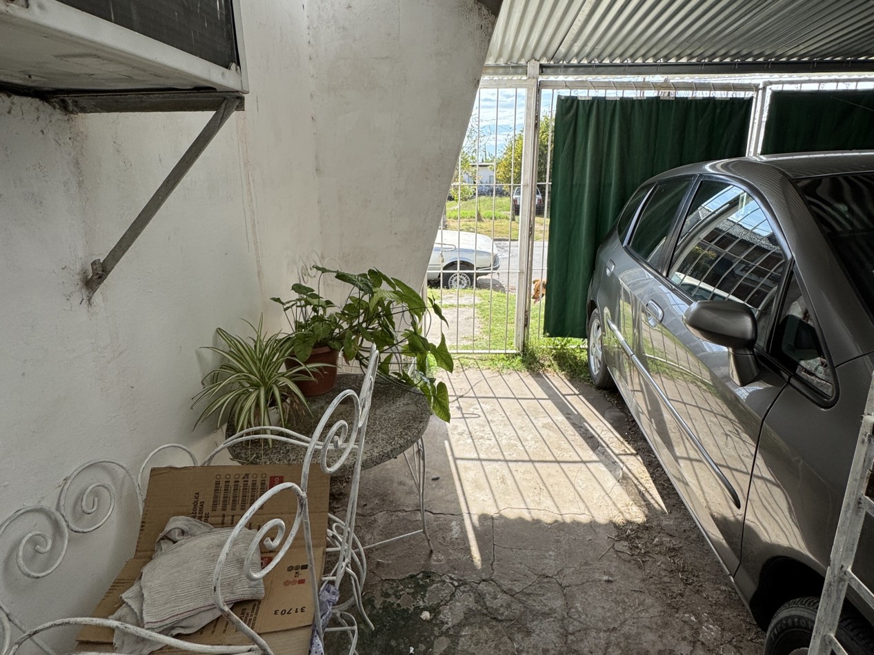 VENTA - CASA A METROS DE BLAS PARERA