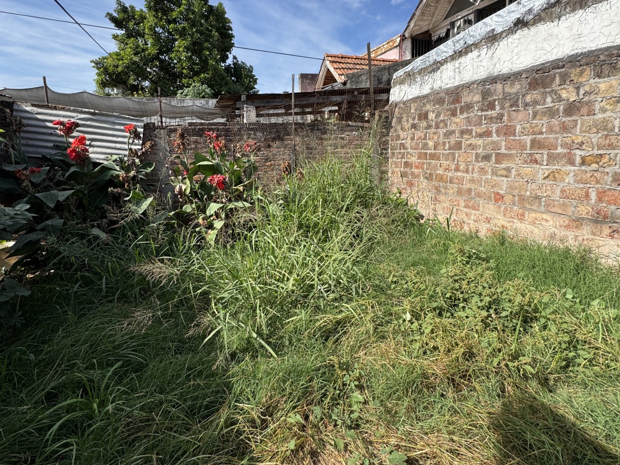 VENTA - CASA A METROS DE BLAS PARERA