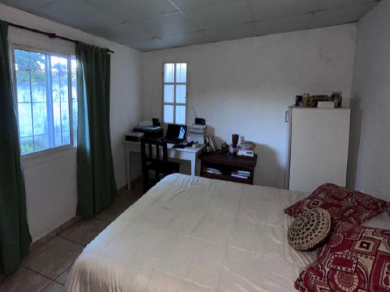 VENTA - CASA 3 DORMITORIOS ZONA BLAS PARERA Y BROWN