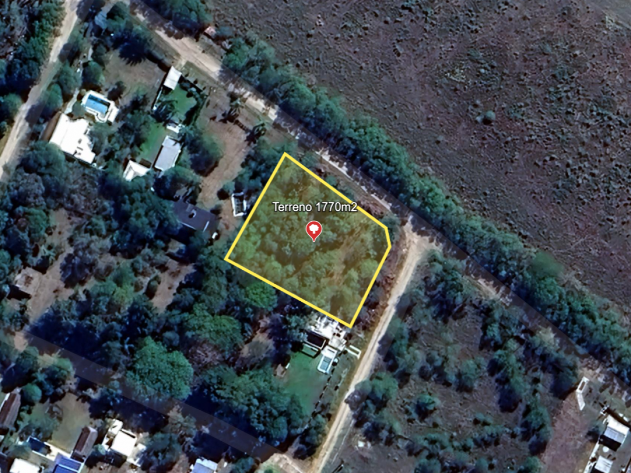 SE VENDE AMPLIO LOTE EN SAUCE MONTRULL 1770 m2