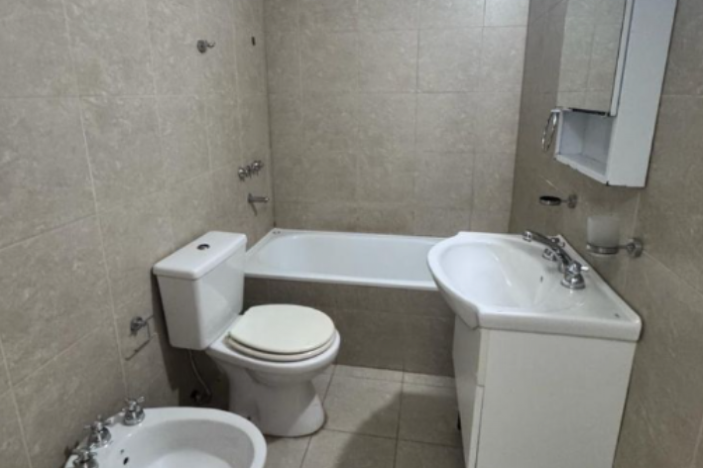 Alquiler departamento de 1 dormitorio - Piso 11 en zona Paraguay, Parana