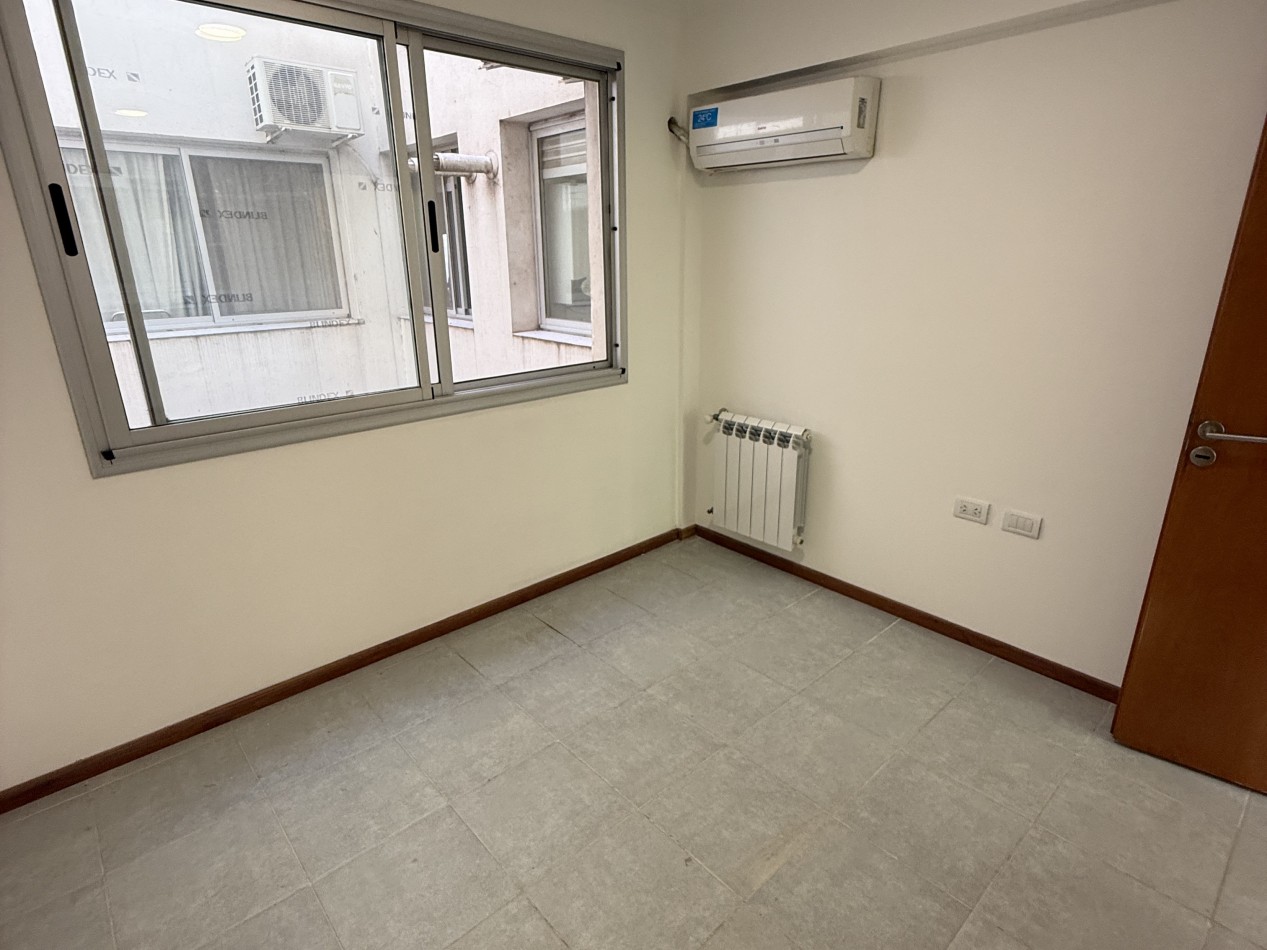 Alquiler departamento de 2 dormitorios con cochera - Zona Parque en Parana